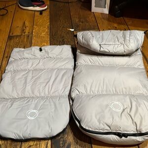 Bugaboo high performance footmuff with 2 detachable covers light and very warm